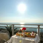 Kymata 3* Paralía